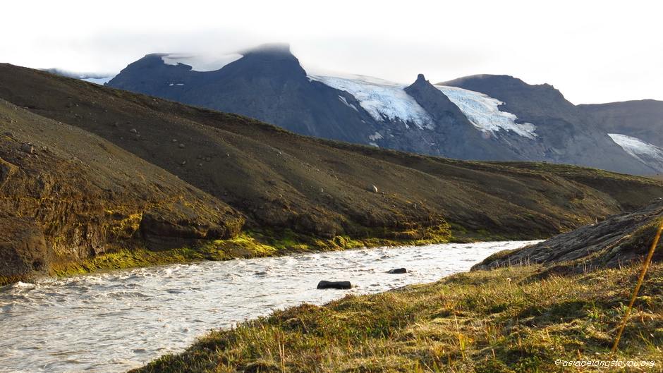 вид на ледник Hrutfellsjokull